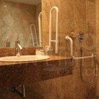 Buenos-Aires-hotel-Continental-725-lavabo-accessible