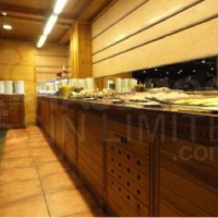 Sport-Hotel-Village-Andorra-buffet-accesible